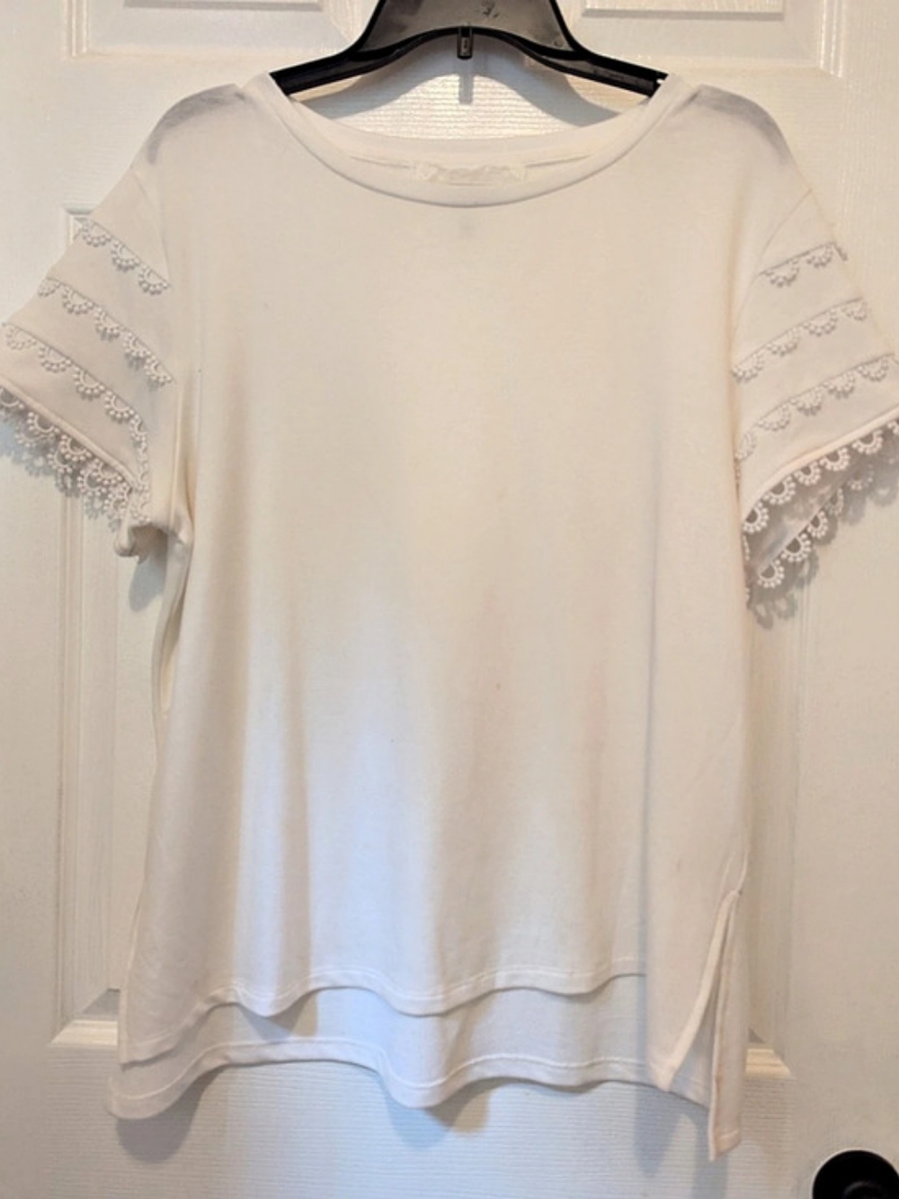 Cupio Lace Sleeve Top in White Size XL Like New